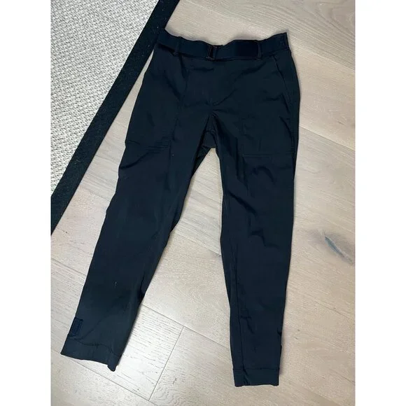 ATHLETA Trekkie Belted Pant Size 2P Black Stretch Hiking Climbing  UPF 50 - Picture 3 of 9